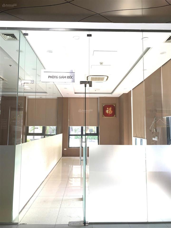 Cho thuê chân đế nhà mặt phố vũ phạm hàm, dt 333m², mt 25m, giá 250tr,  0968 896 ***