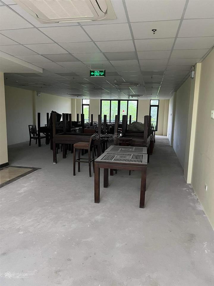 Cho thuê nhà mặt phố phan đình phùng, dt 200m2x2 tầng, mt 10m, giá 170tr,  0968 896 ***