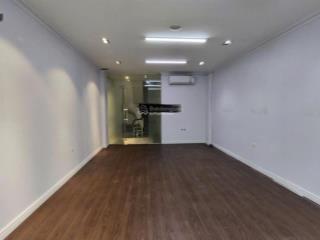 Cho thuê nhà mặt phố khúc thừa dụ, dt 46m2x3 tầng + hầm, mt 4.3m, giá 38tr,  0968 896 ***