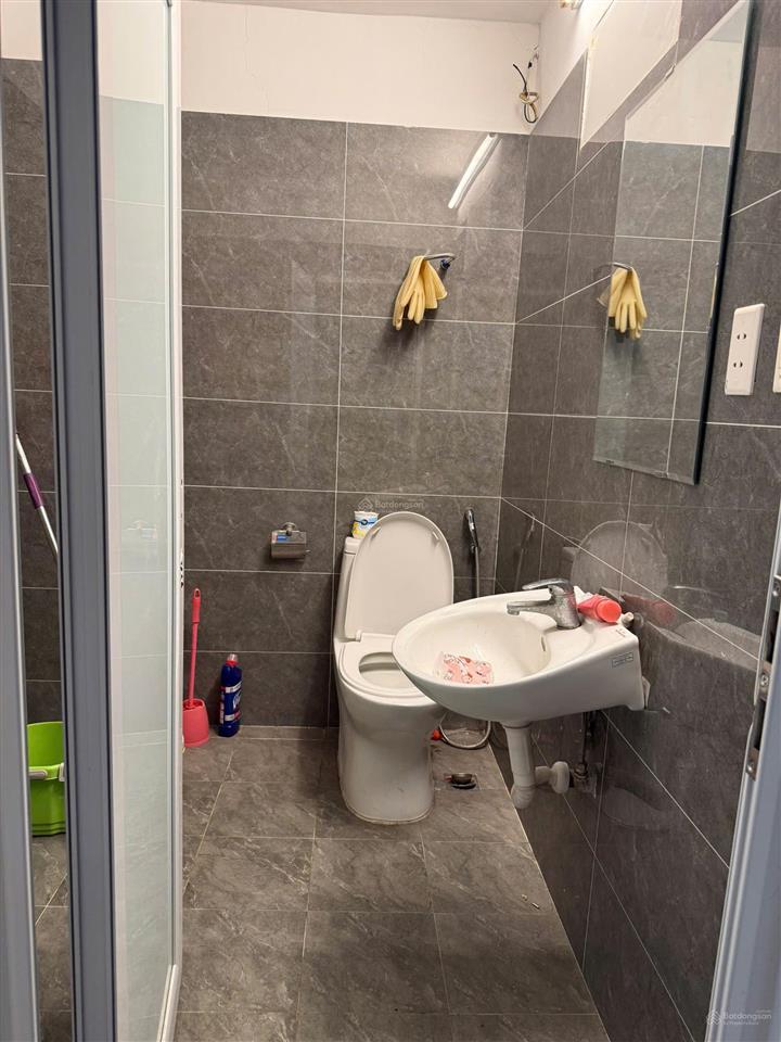 Cho thuê nhà mặt phố chùa bộc, dt 40m2x5 tầng, mt 3.5m, giá 48 triệu,  0968 896 ***