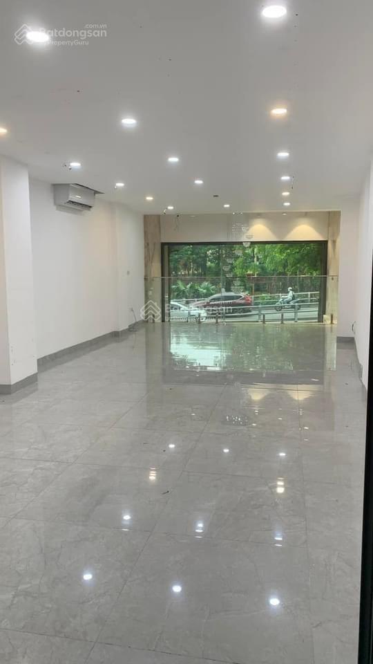 Cho thuê nhà mặt phố tây sơn, dt 80m2x3 tầng, mt 5.2m, giá 45tr,  0968 896 ***