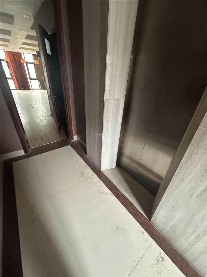 Cho thuê nhà mặt phố nguyễn hy quang, dt 55m2x7 tầng, mt 3.85m, giá 50tr,  0968 896 ***