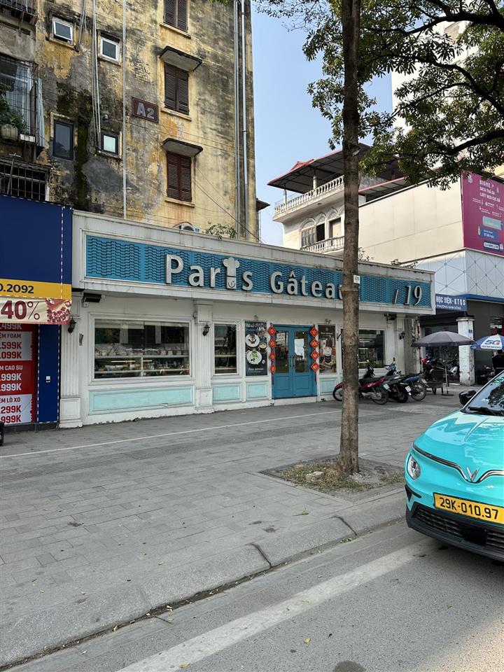 Cho thuê nhà mặt phố trương định, dt 90m2, mt 12m, giá 65tr,  0968 896 ***