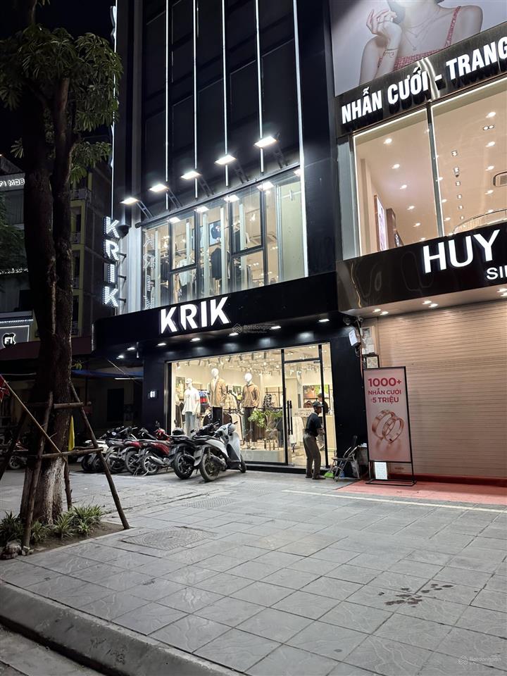 Cho thuê nhà mặt phố xã đàn, dt 50m2x2 tầng, mt 5m, giá 45tr,  0968 896 ***