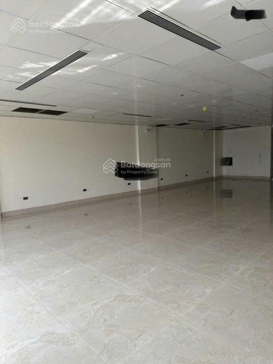 Cho thuê nhà mặt phố lạc long quân, dt 142m2x7 tầng, mt 8m, giá 260tr,  0968 896 ***