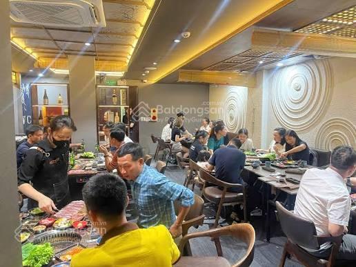 Cho thuê nhà mặt phố nguyễn khánh toàn, dt 80m2x3 tầng, mt 8m, giá 75tr,  0968 896 ***