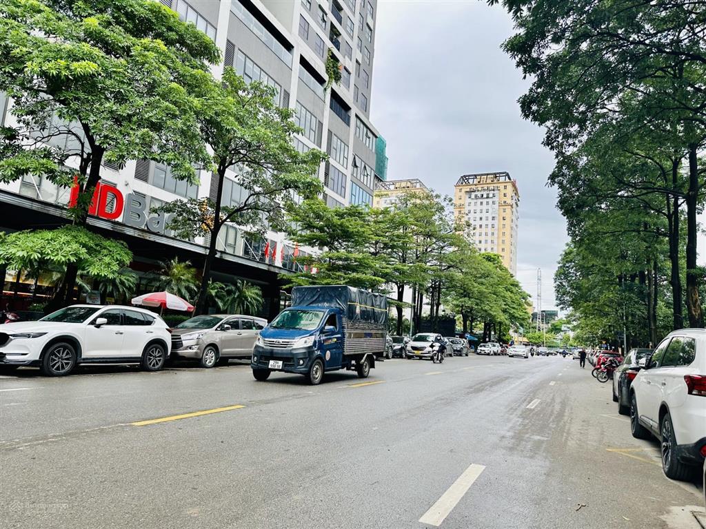 Bán sàn văn phòng mặt phố cầu giấy, 1100m2, sổ đỏ lâu dài, 81 tỷ thương lượng, cho thuê 4 tỷ/năm