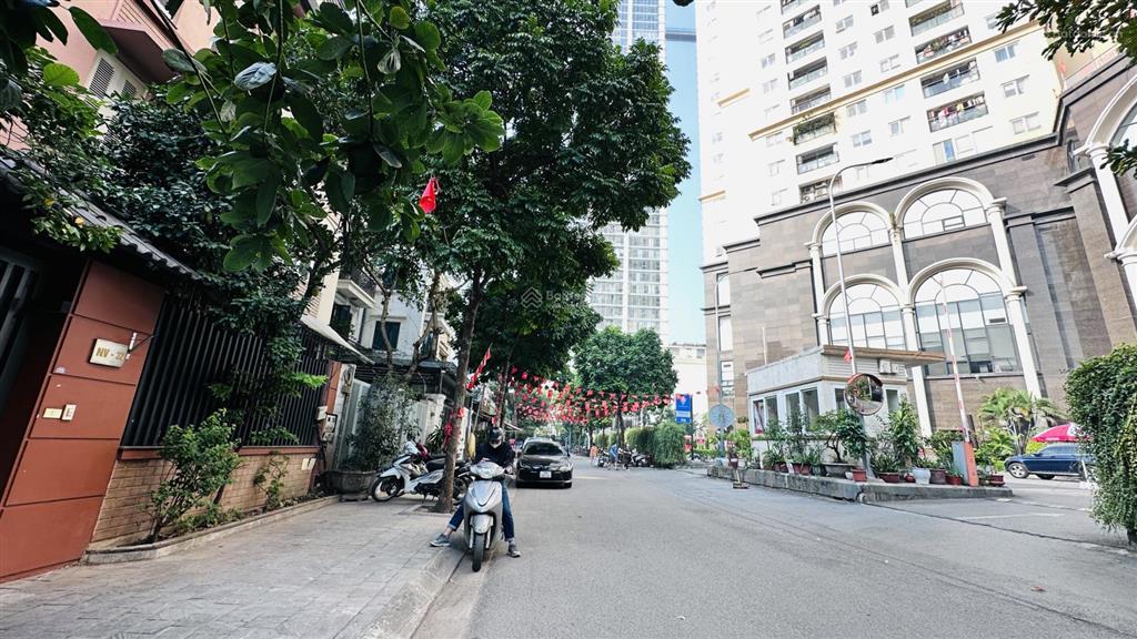 Bán gấp biệt thự hanic trung văn 150m2, mt 6.2m, 4 tầng kinh doanh đỉnh, 35 tỷ tl