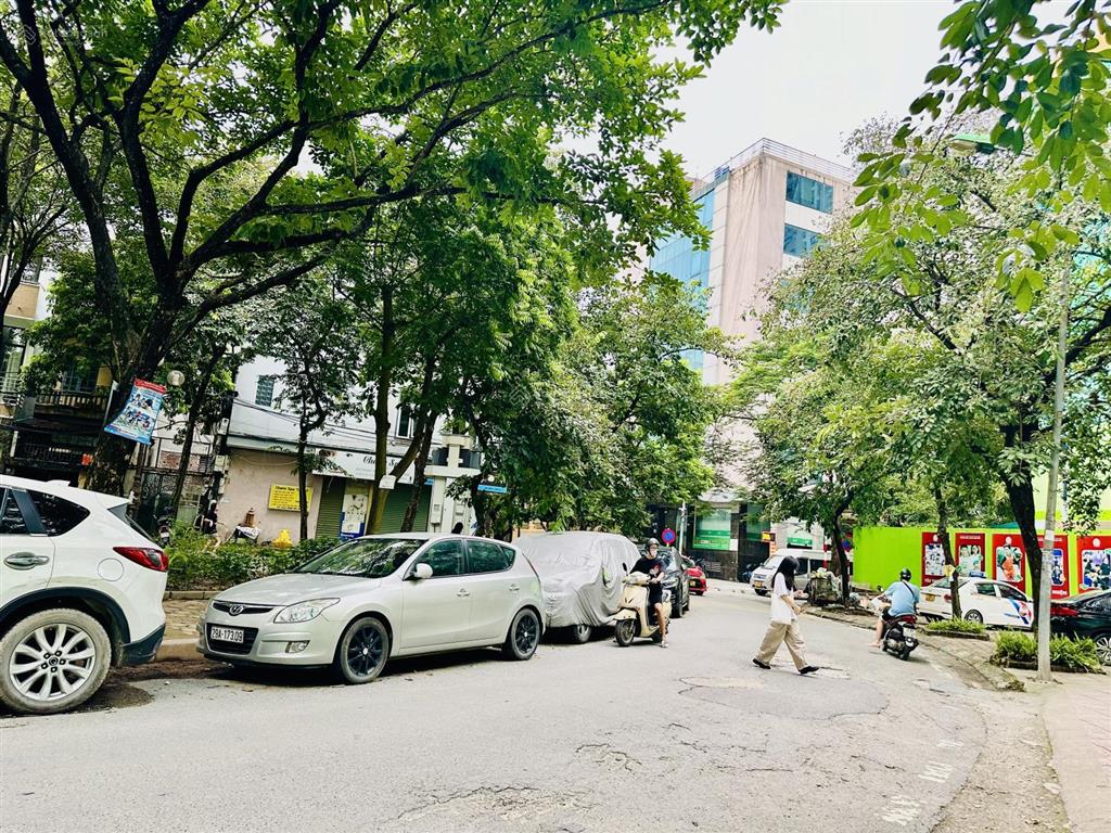 Bán nhà phân lô cầu diễn, 70m, 6 tầng, mt 5m, cạnh goldmark city 136 hồ tùng mậu kd đỉnh, 24 tỷ tl