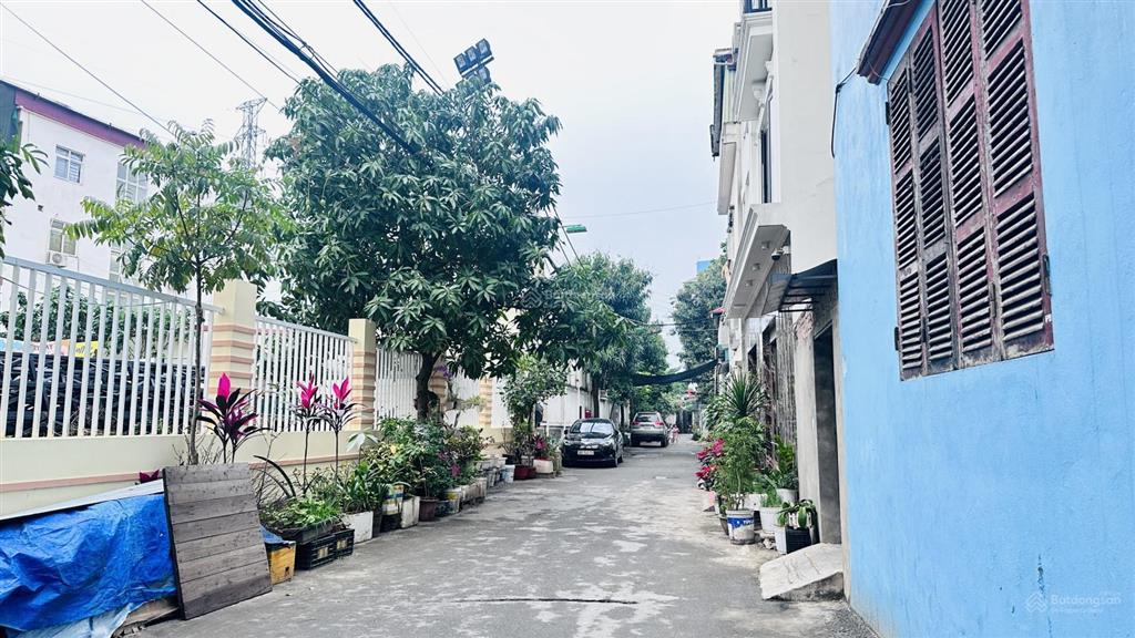 Bán đất phân lô phú diễn 120m2, mt 15m, ngõ oto, sát đường hoàng quốc việt, 22.5 tỷ tl