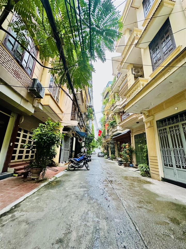 Bán đất lô góc phân lô phú diễn 143m2, mt 5.7m, ô tô vào nhà, gần đh tài nguyên, xây ccmn, 23tỷ tl