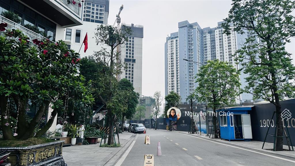 Bán sàn văn phòng golden palm, lê văn lương, 1300m2, sở hữu lâu dài, 85tỷ tl thích hợp làm vp, kd