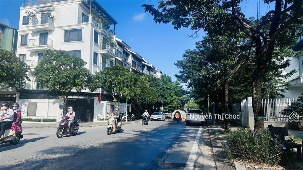 Siêu hiếm đất đấu giá đức diễn, 160m, mt 8m, phân lô ô tô tránh, 33 tỷ tl xây văn phòng, kd cực đẹp