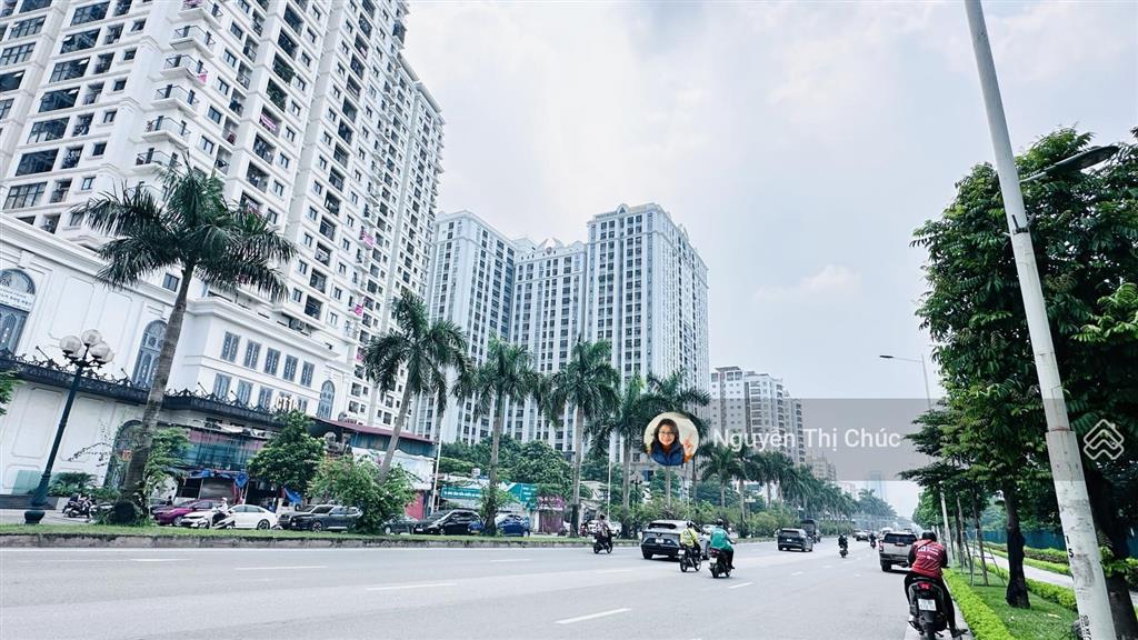 Cần bán gấp sàn văn phòng mặt phố xã đàn, 2.000m, dòng tiền 12 tỷ/năm, sổ đỏ lâu dài, 230 tỷ tl