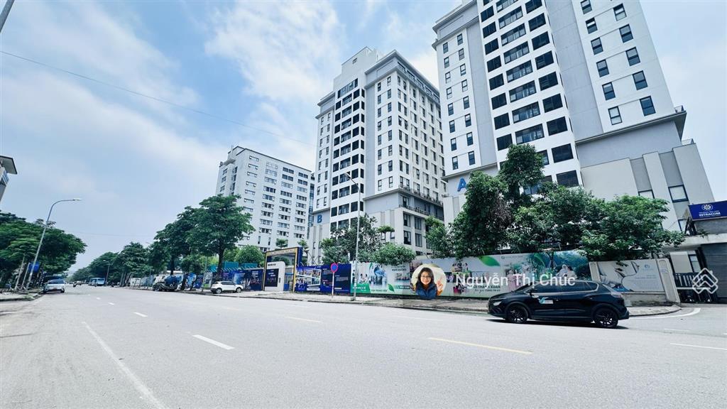 Bán gấp lô đất tái định cư nguyễn đình tứ, 50m2, mặt tiền 4m, gần đh mỏ, 11 tỷ tl