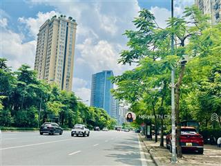 Bán gấp tòa văn phòng khách sạn mặt phố nguyễn hoàng, 300m, 9 tầng, mặt tiền 10m, lô góc, 195 tỷ tl
