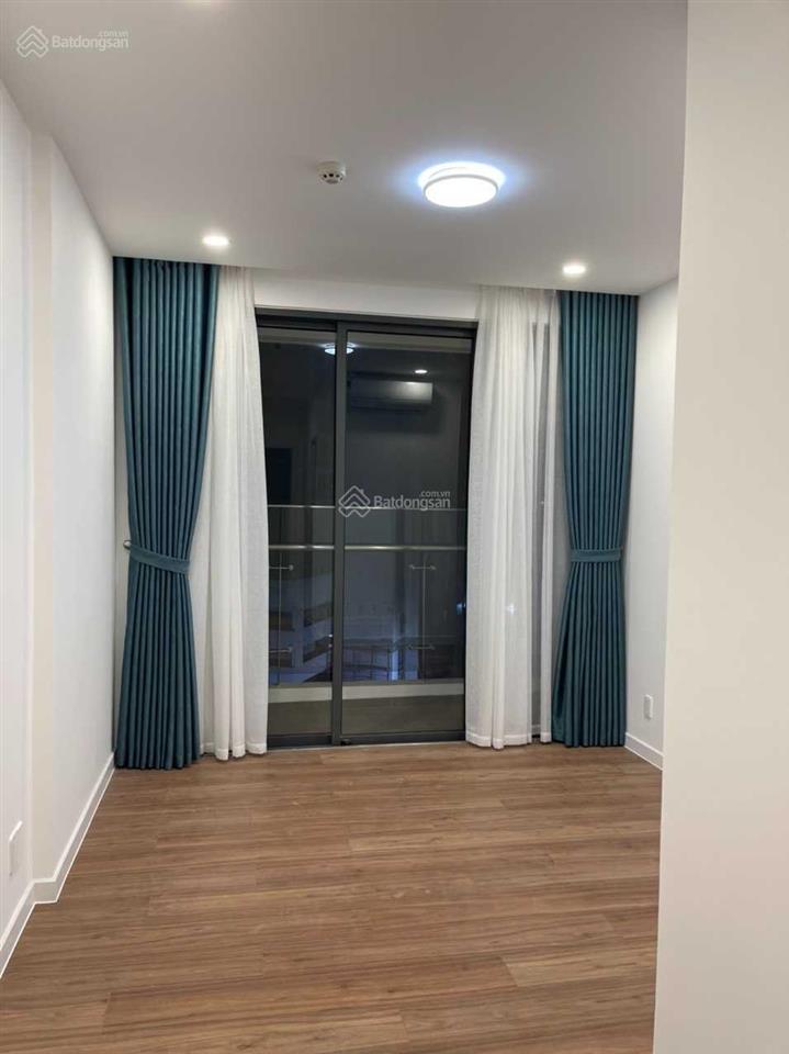 Bán nhanh căn 2 pn, block b chung cư dlusso , dt 79m2 vị trí đẹp  0904 936 ***
