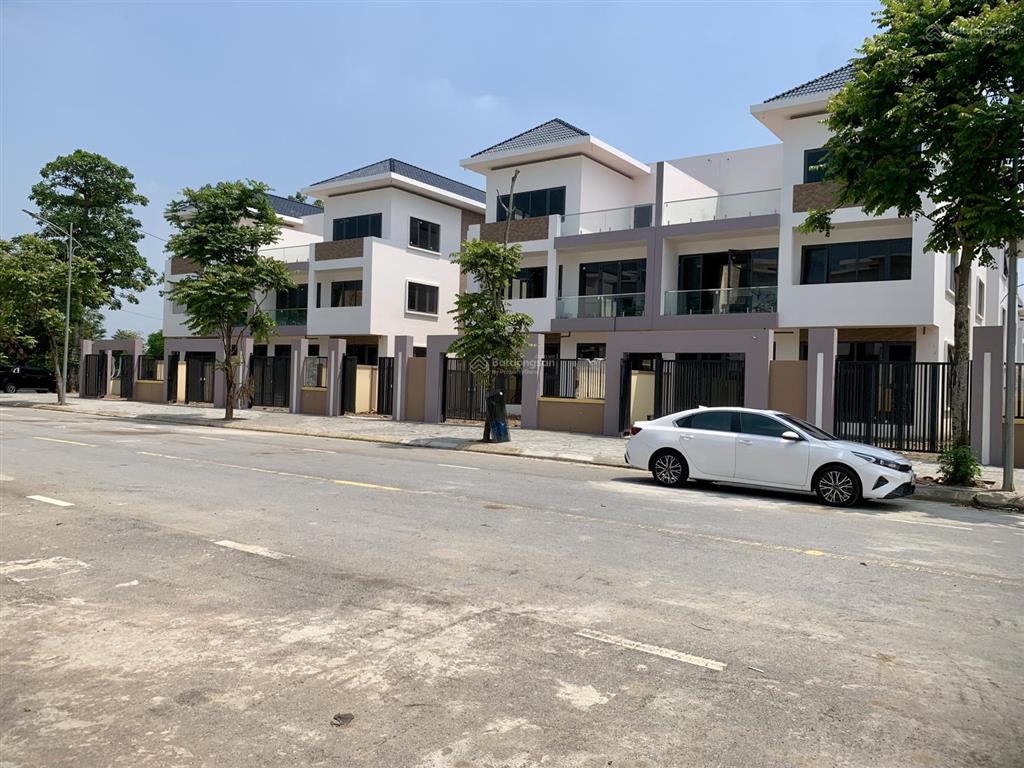 Biệt thự vip đẳng cấp bậc nhất hà đông view hồ siêu đẹp, giá đầu tư