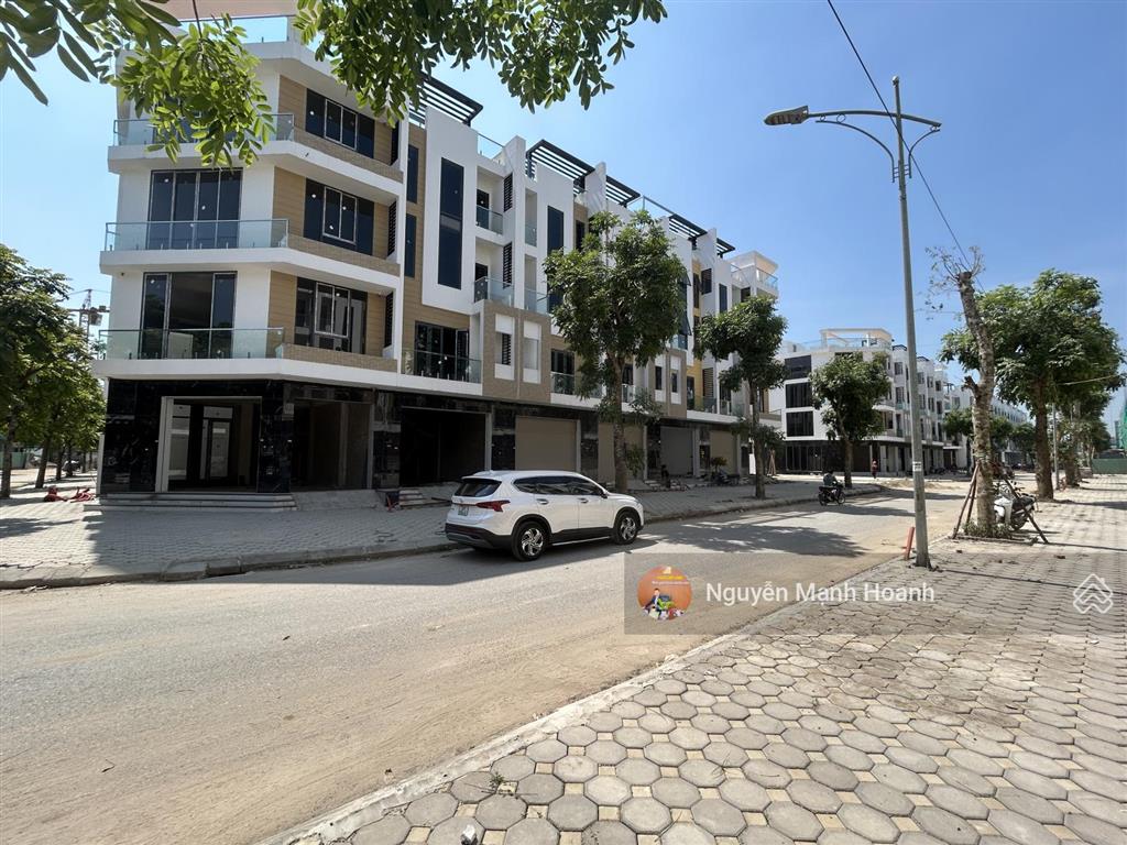 Bán liền kề b2.3 thanh hà 100m giá chỉ 10 tỷ xây 5 tầng chờ thang máy vị trí kinh doanh đắc địa