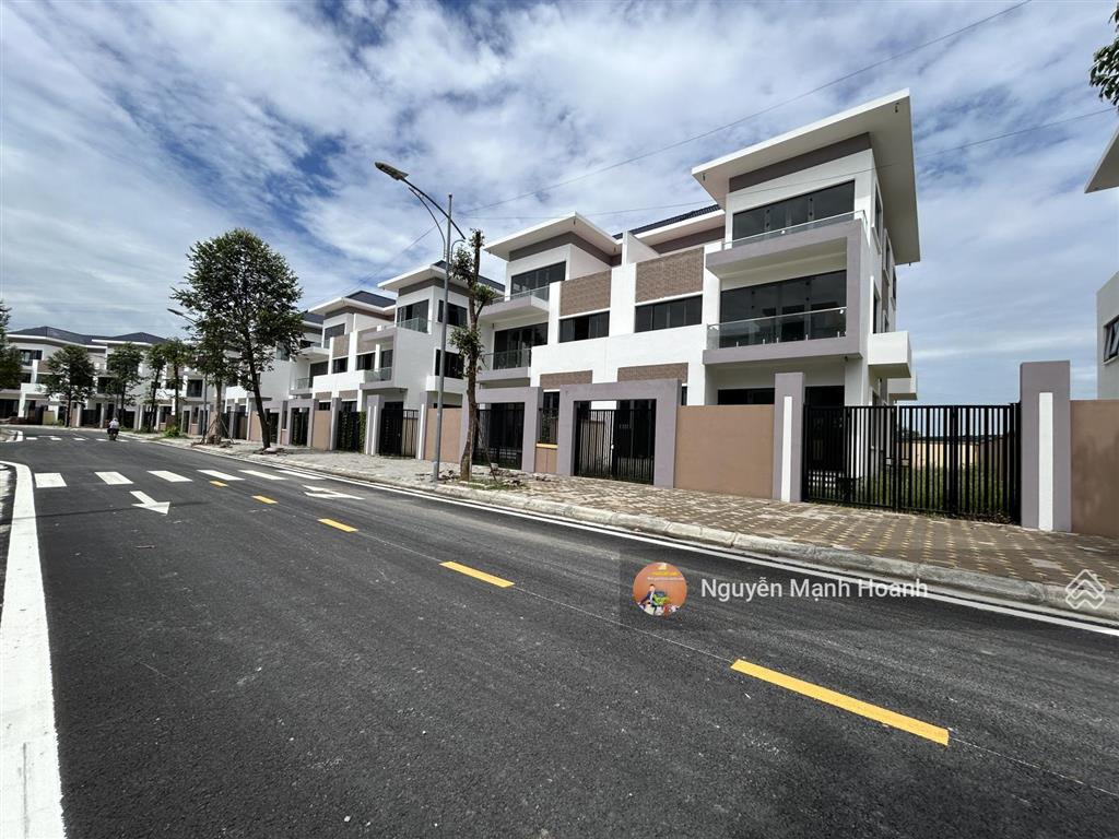 Bán biệt thự a2.2 kđt thanh hà 300m chỉ 80triệu/m đất ở đô thị sử dụng lâu dài