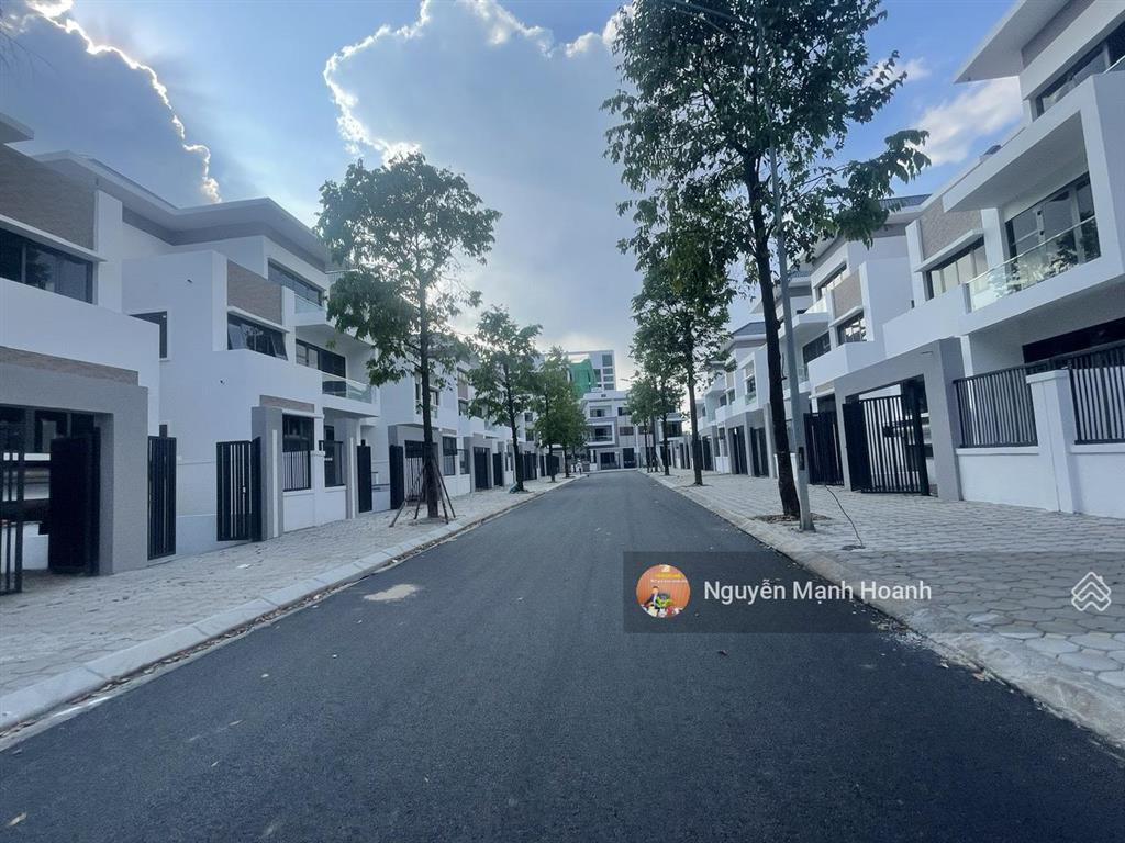 Bán biệt thự khu đô thị thanh hà mường thanh, 225m2, 4 tầng, chỉ 16 tỷ
