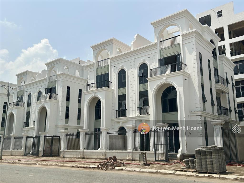 Biệt thự b2.2 thanh hà 200m 4 tầng giá 19,5 tỷ nhận nhà ngay