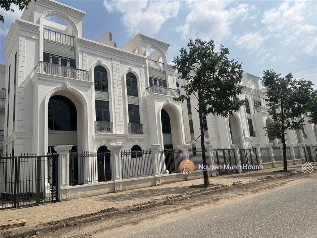 Biệt thự b2.2 thanh hà 200m 4 tầng giá 19,5 tỷ nhận nhà ngay