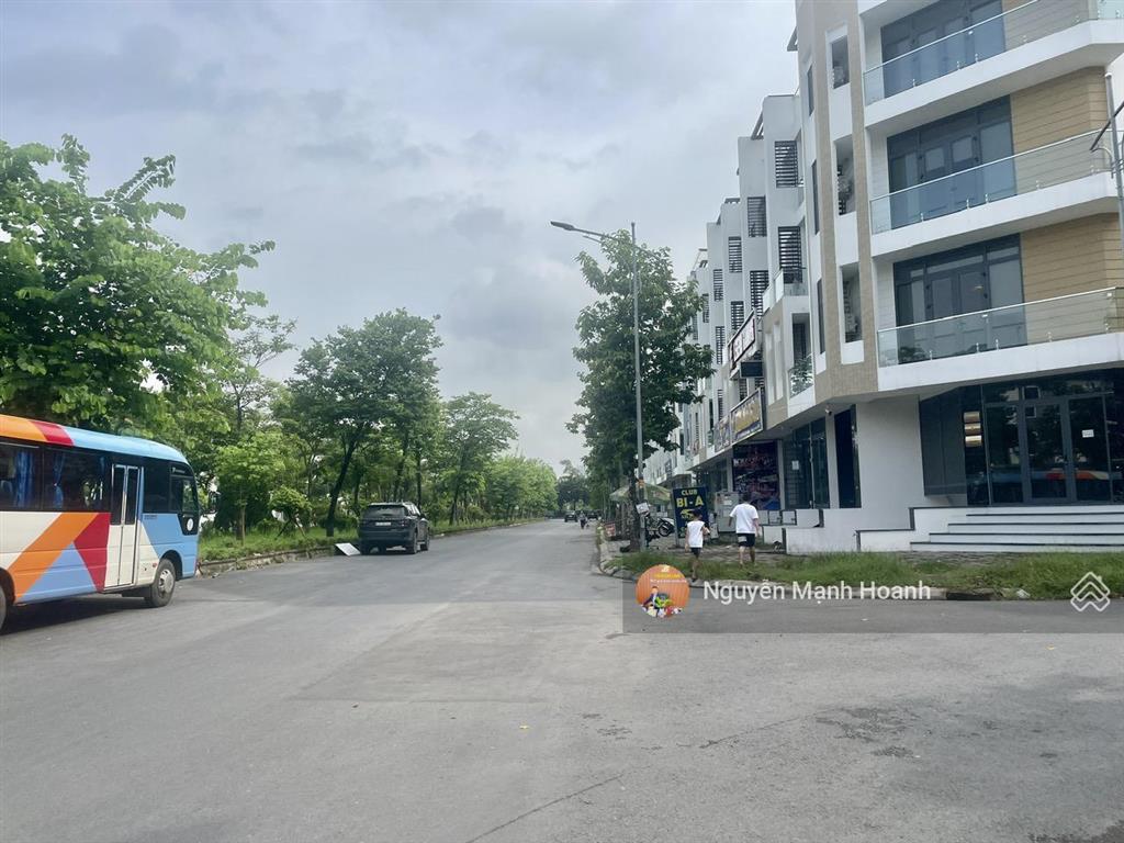 Bán liền kề b1.1 thanh hà 100m 5 tầng có hầm kinh doanh nhỉnh 14 tỷ