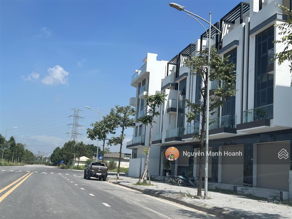 Bán liền kề b1.4 thanh hà 100m 5 tầng chỉ 6,8 tỷ, gọi ngay 0979 223 ***