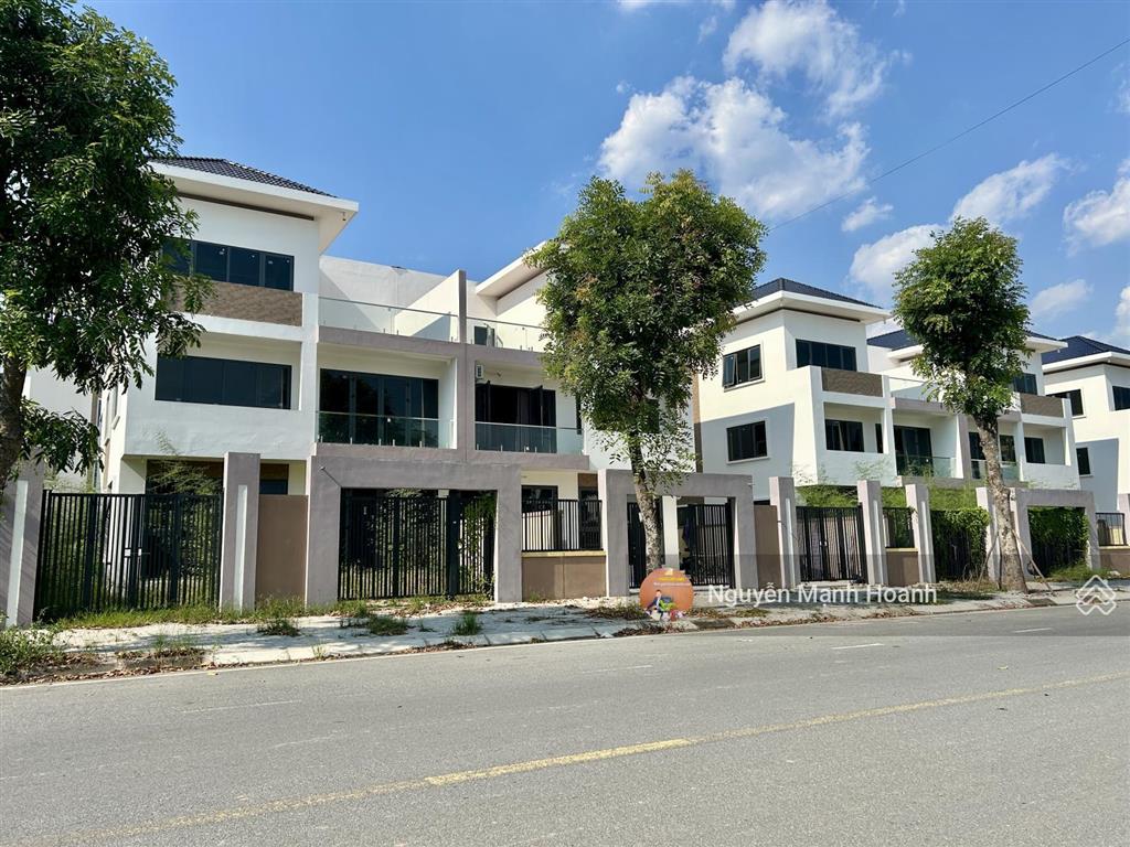 Bán biệt thự 270m2 thanh hà đường 25m, giá chỉ 90tr/m2 hàng hiếm kinh doanh
