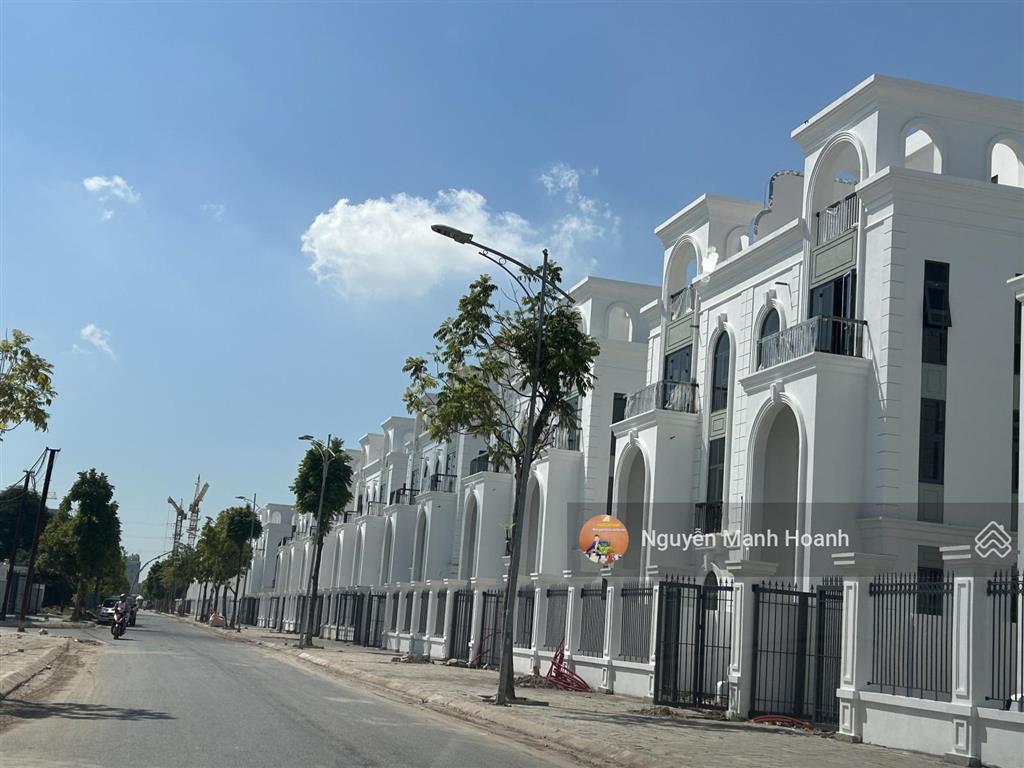 Siêu phẩm biệt thự b2.2 thanh hà 400m2 4 tầng chỉ 80 triệu/m nhận nhà ngay