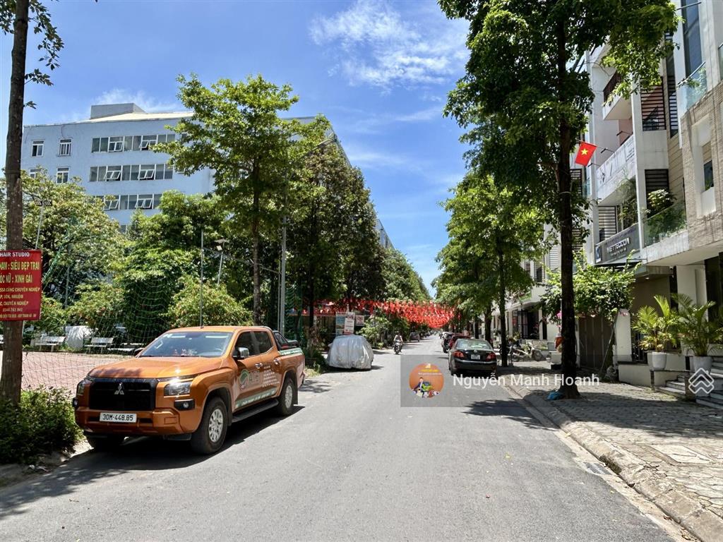 Bán liền kề b1.1 thanh hà 102m view công viên, chung cư giá chỉ 14 tỷ
