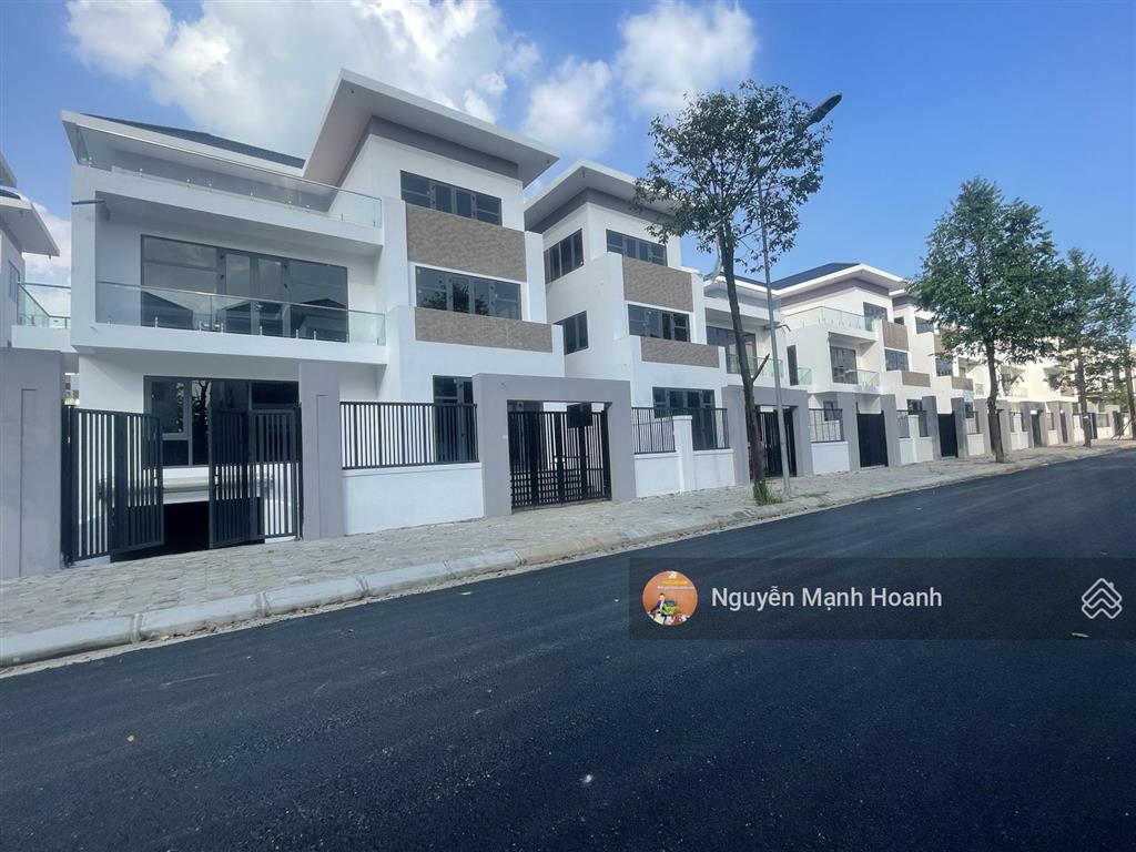Biệt thự thanh hà b1.1 260m mặt tiền 15m 3 tầng + hầm giá 100 triệu/m hàng hiếm
