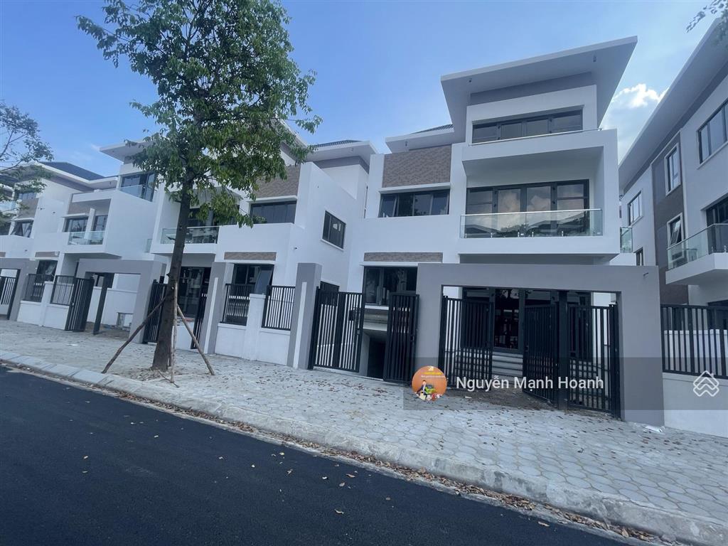 Biệt thự thanh hà b1.1 260m mặt tiền 15m 3 tầng + hầm giá 100 triệu/m hàng hiếm