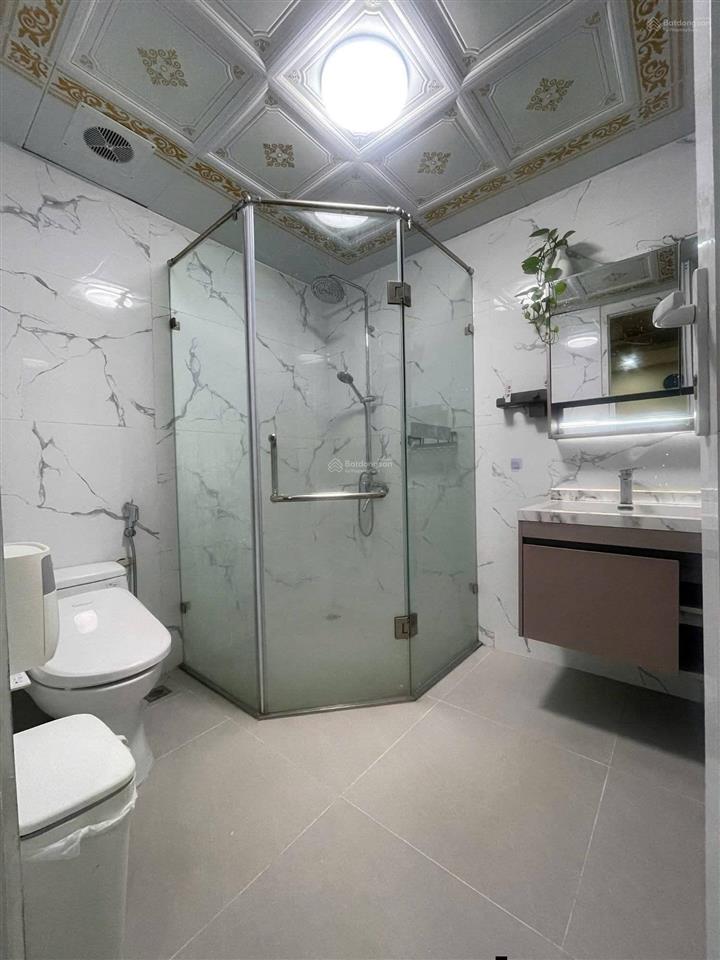 Bán cc tại khu đô thị văn khê, 5,7 tỷ, 103m2, 3pn, 2wc, giá siêu hời