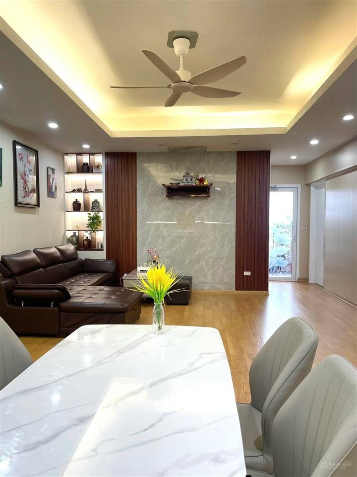 Bán cc tại khu đô thị văn khê, 5,7 tỷ, 103m2, 3pn, 2wc, giá siêu hời
