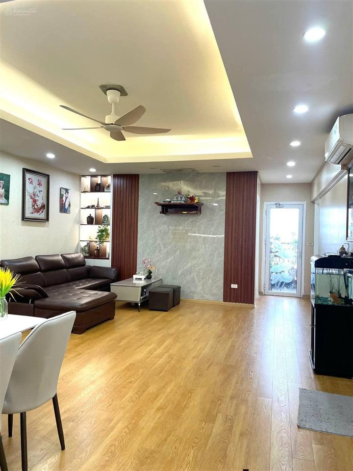 Bán cc tại khu đô thị văn khê, 5,7 tỷ, 103m2, 3pn, 2wc, giá siêu hời