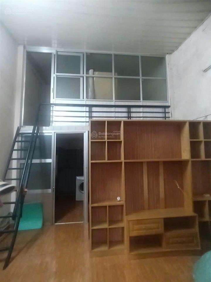 Cực hiếm! bán nhà đa sỹ  bà triệu ngay cv 365, 32m2  mt 4,3m  ngõ ba gác  giá chỉ hơn 4 tỷ