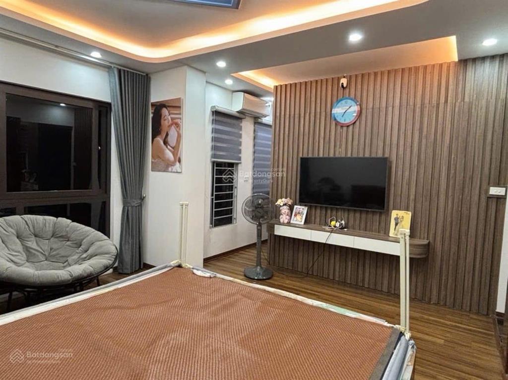 Bán nhà mặt ngõ lô góc ngay kđt xa la  mậu lương 38m  5 tầng, ngõ ô tô, kd, giá chỉ 6 tỷ