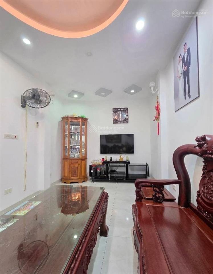Cực hiếm! bán nhà trần phú  văn quán ngõ thông, 5 tầng  mặt tiền 4m, ô tô gần, giá chỉ hơn 6 tỷ