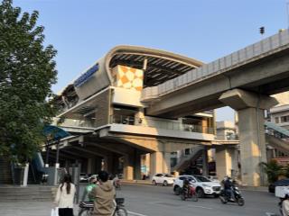 Cực hiếm! bán đất tặng nhà trần phú  mỗ lao ngay ga phùng khoang 61m2  c4, ngõ nông giá hơn 9 tỷ