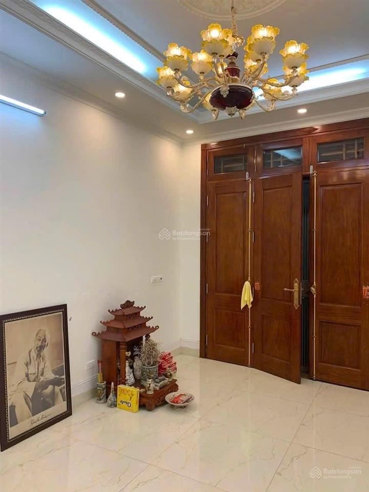Cực hiếm! bán nhà văn quán  phùng hưng mặt ngõ ô tô, 40m2  3 tầng  mt 4m, giá chỉ hơn 8 tỷ