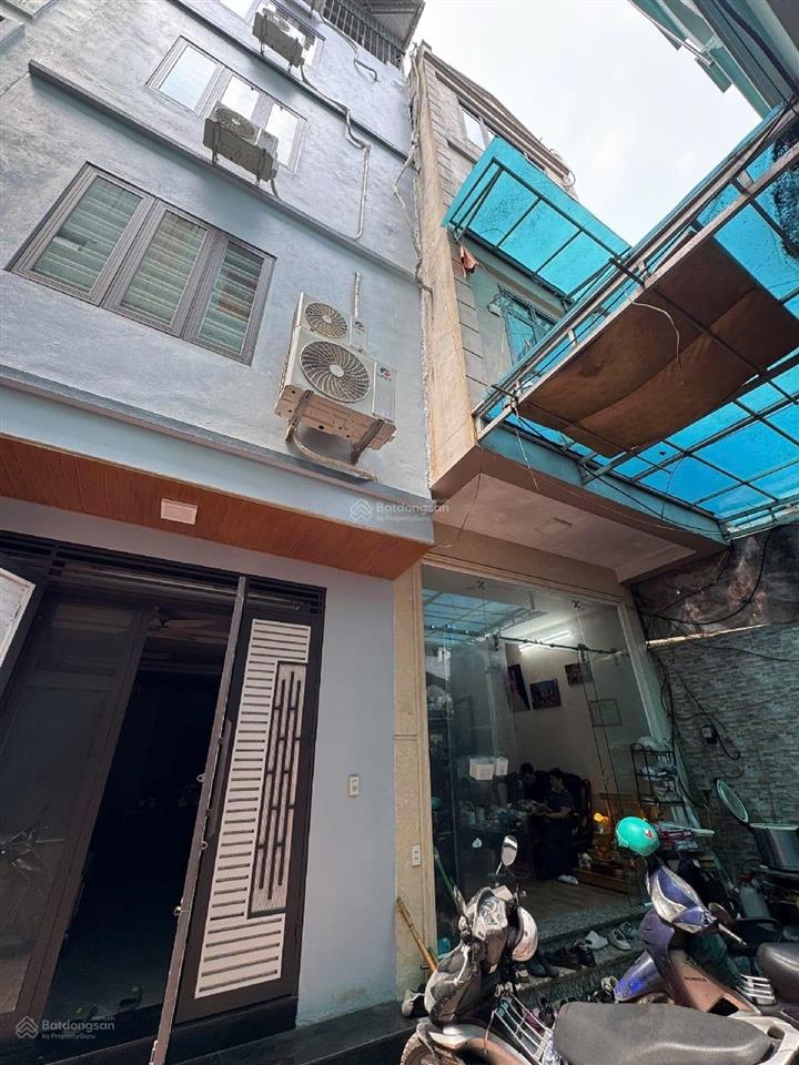 Giảm sốc 2 tỷ! bán nhà bà triệu ngay chợ hà đông  40,3m2  4 tầng  mt 4,7m, giá chỉ hơn 7 tỷ
