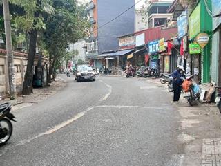 Cực hiếm! bán nhà bà triệu  đa sỹ ngay mặt phố 27/30m2  5 tầng cách phố 15m, giá chỉ hơn 5 tỷ