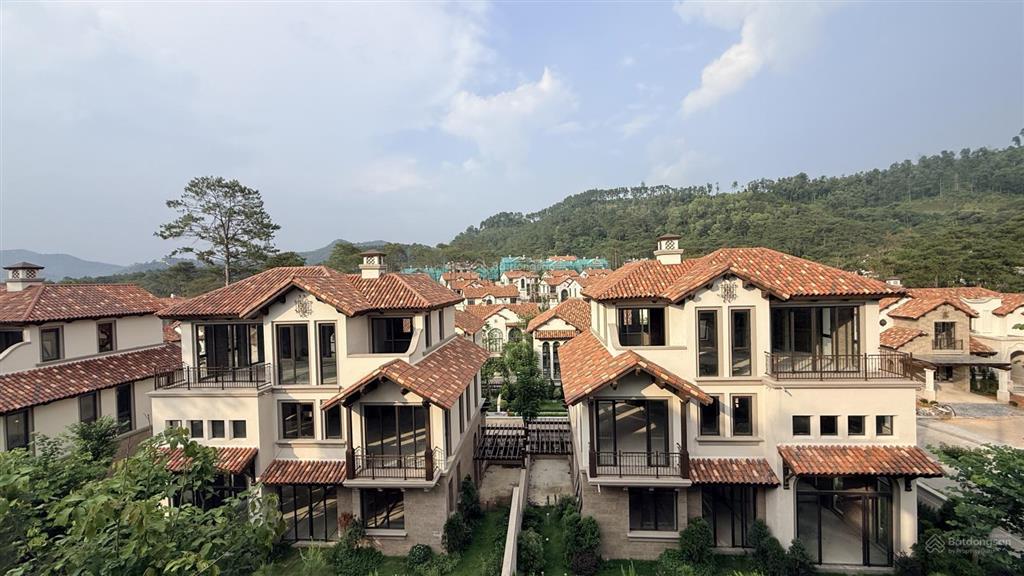Chỉ từ 10,5 tỷ sở hữu shop địa trung hải valley town  ck 1,5 tỷ vừa ở, vừa kinh doanh