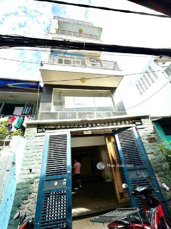 Bán nhà bình đông, quận 8, 80m2, 5 tầng, chỉ hơn 8 tỷ, nhà có 9 phòng thuận lợi làm chdv