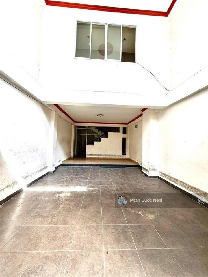 Bán nhà bình đông, quận 8, 80m2, 5 tầng, chỉ hơn 8 tỷ, nhà có 9 phòng thuận lợi làm chdv
