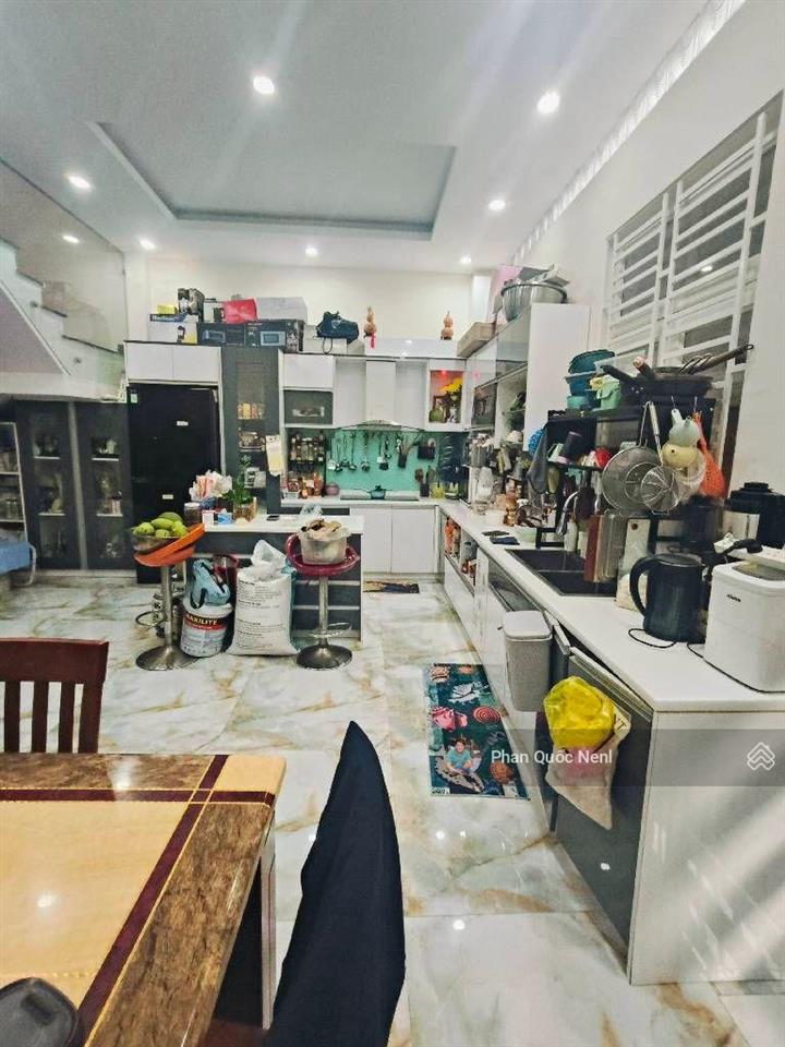 Bán biệt thự lô góc kdc bình điền, q8, 140m2 (9x17), gía chỉ 11 tỷ, nhà mới tiện vừa ở vừa kd