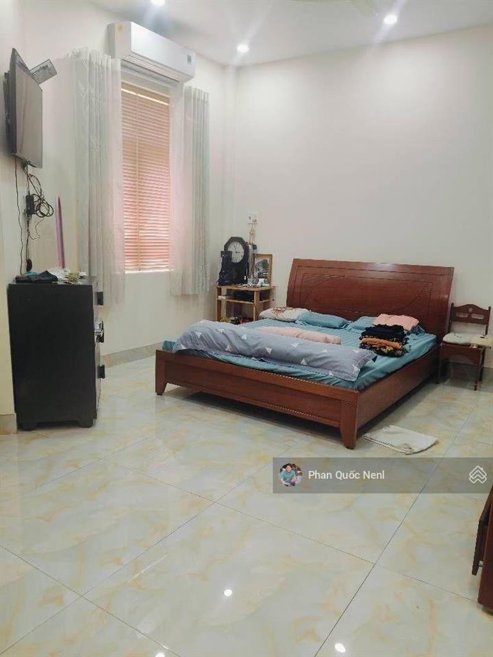 Bán biệt thự lô góc kdc bình điền, q8, 140m2 (9x17), gía chỉ 11 tỷ, nhà mới tiện vừa ở vừa kd