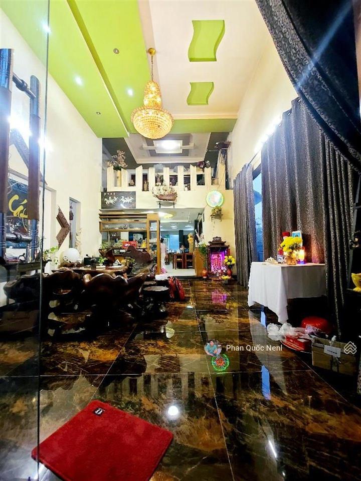 Biệt thự kdc intresco bình chánh không gian sống đẳng cấp, 242m2 (11x22m), giá chỉ 17 tỷ